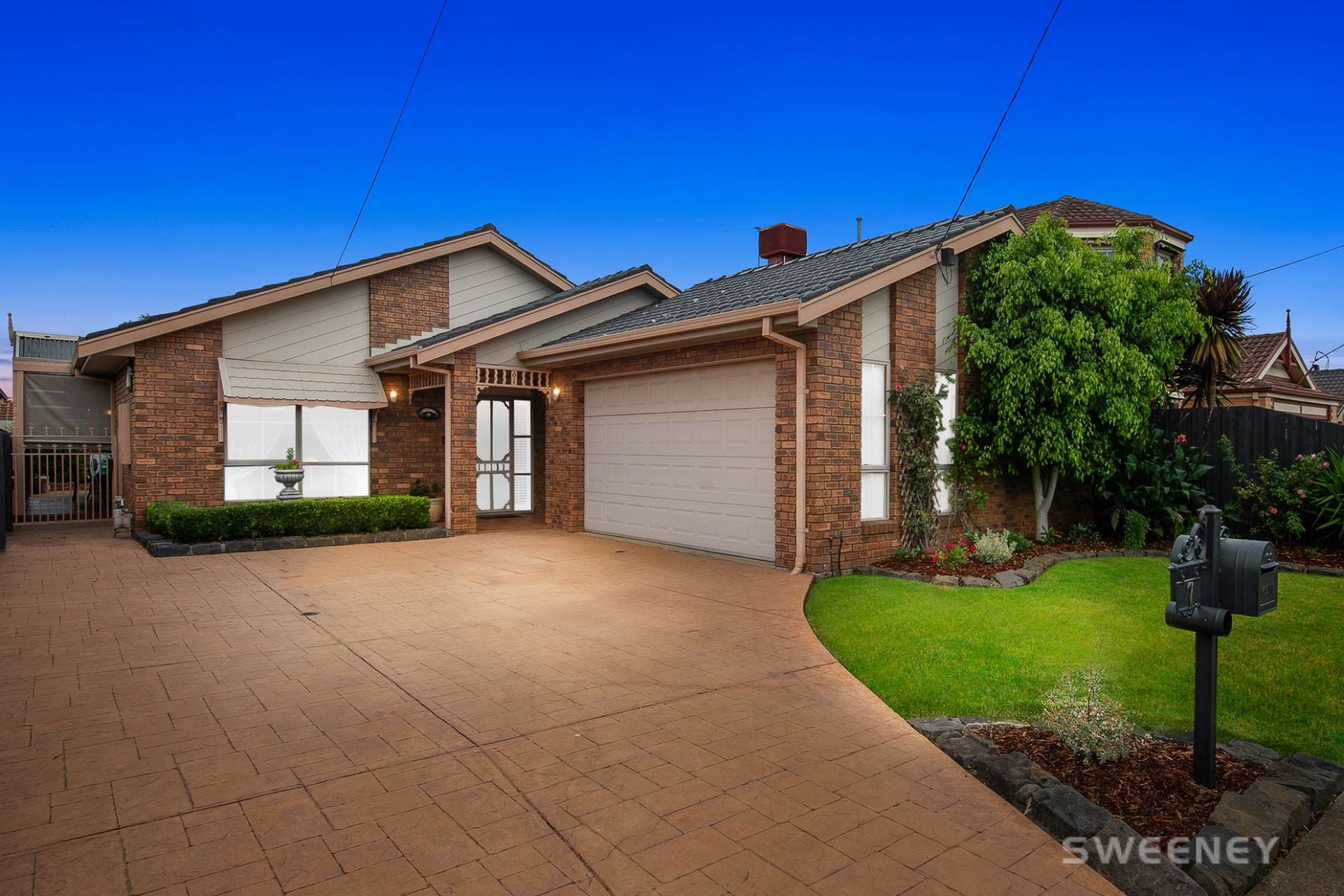 7 South Avenue, Altona Meadows - Thumbnail 2