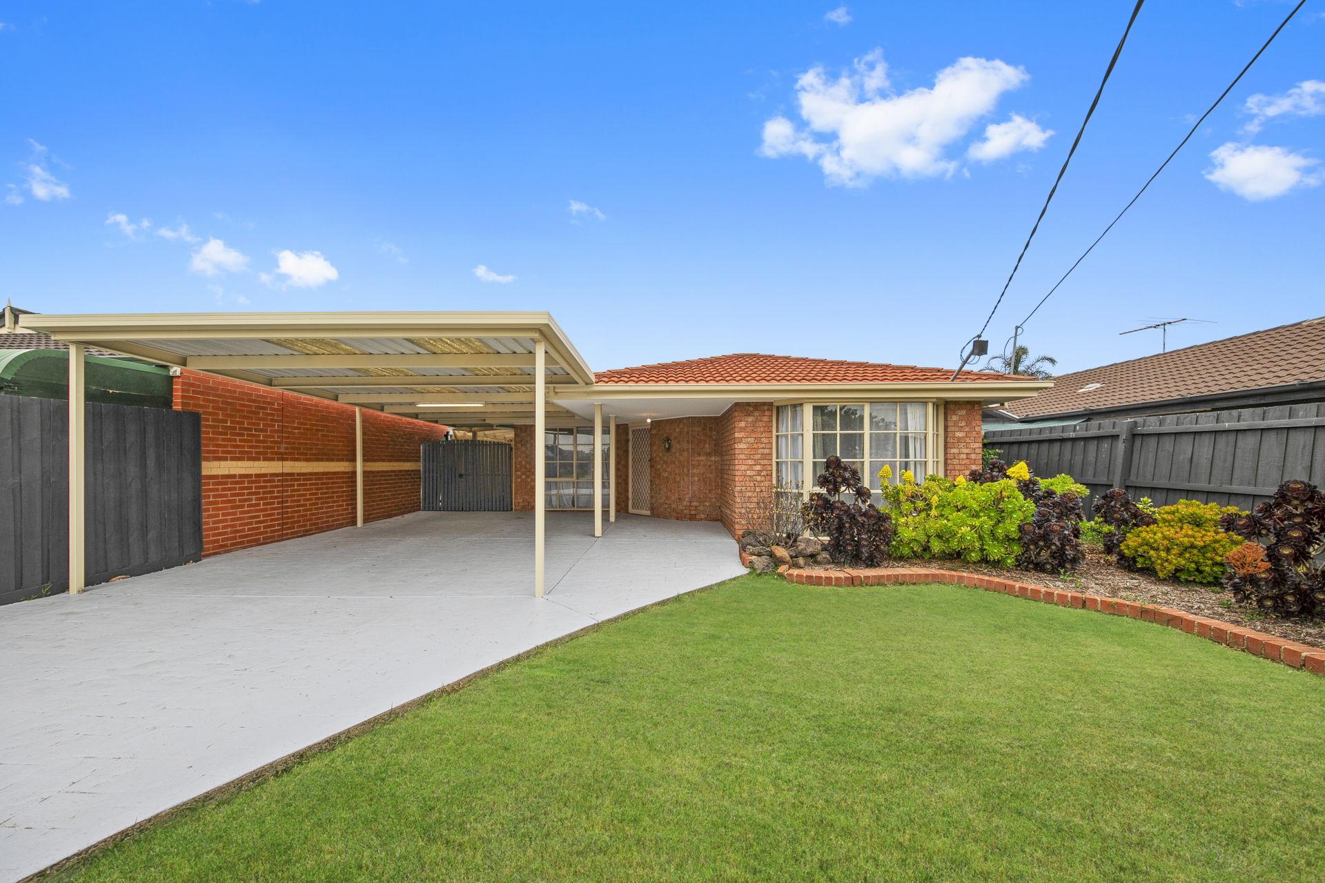 13 Tyrell Court, Altona Meadows - Thumbnail 2
