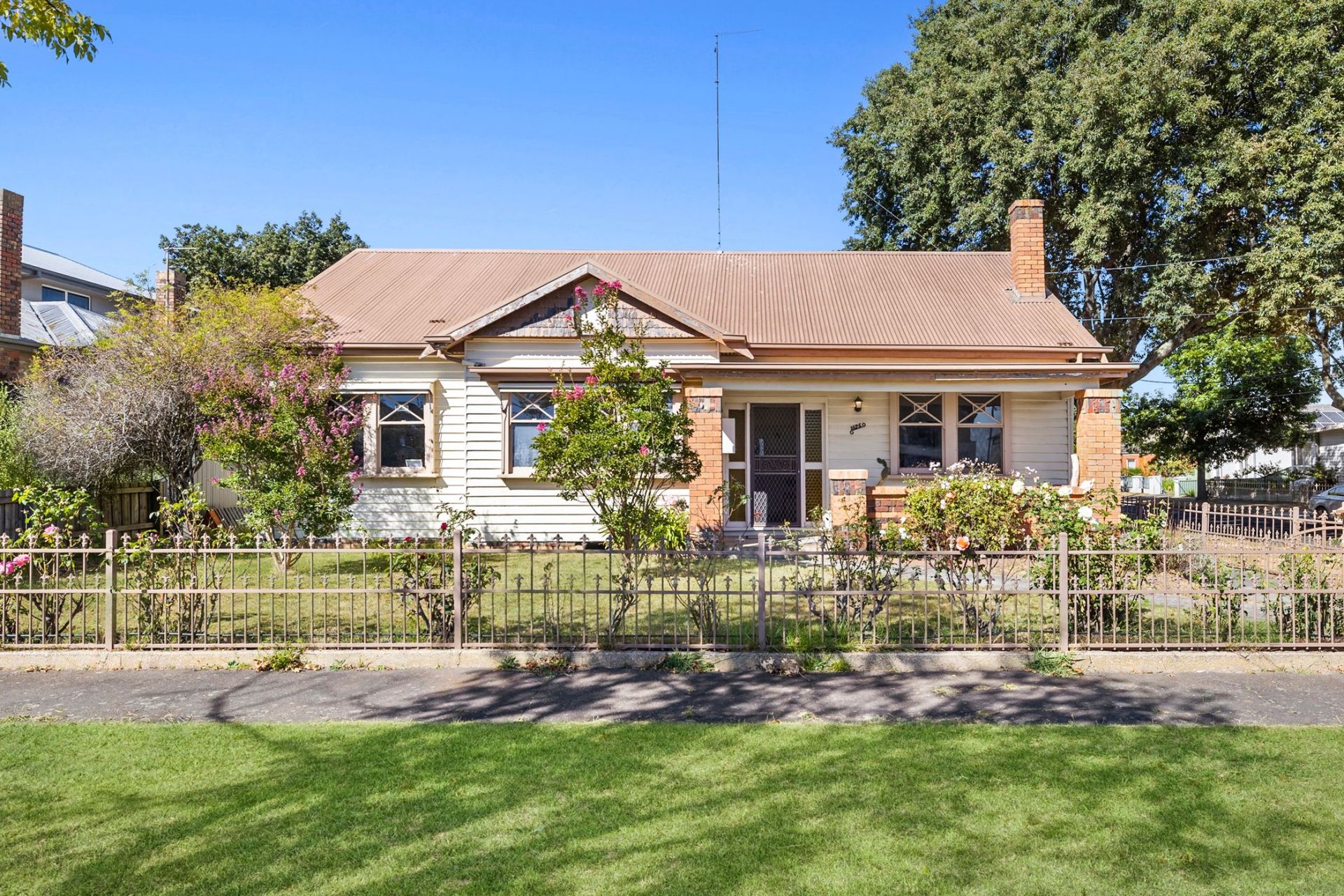 1125 Gregory Street Lake Wendouree VIC, Lake Wendouree - Thumbnail 3