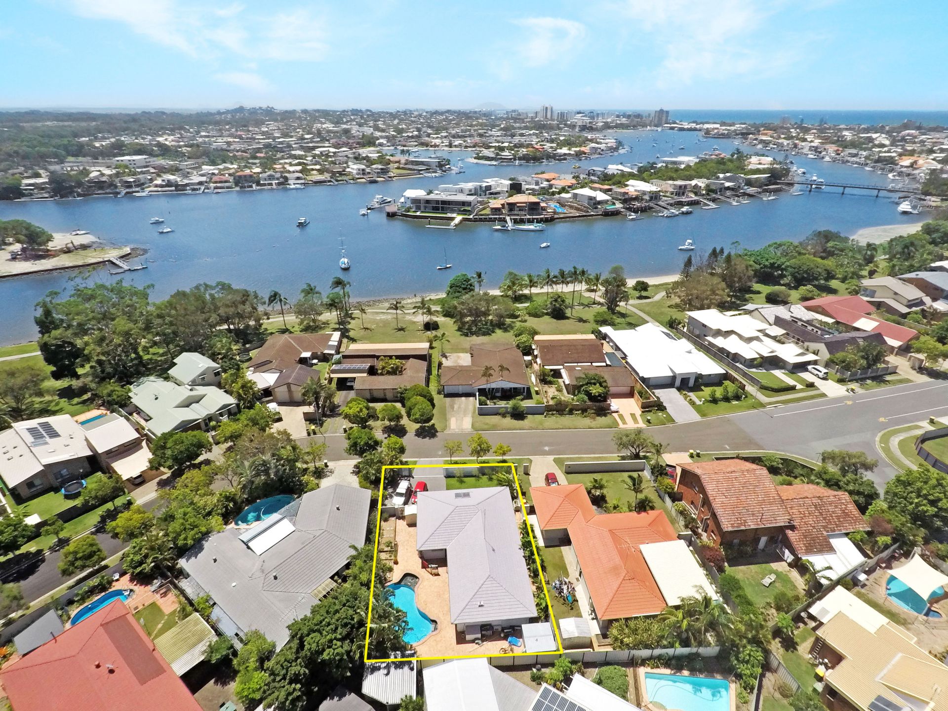 1 Mooloolah Drive Minyama QLD, Minyama - Thumbnail 3