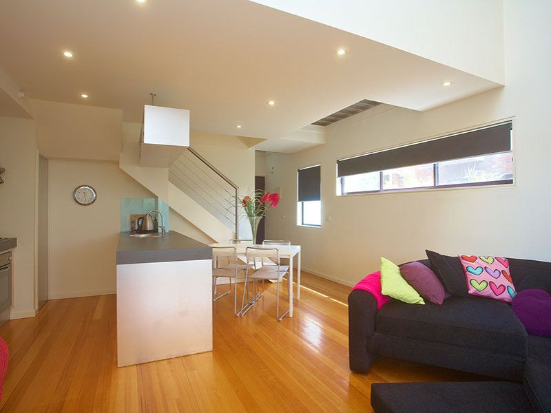 Unit 2/3-5 Littler Court, Altona Meadows - Thumbnail 2