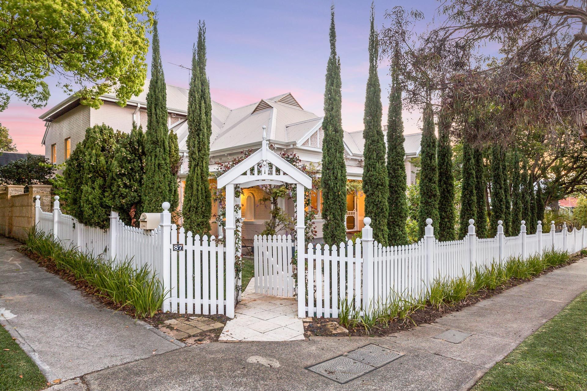 87 Hamersley Road, Subiaco Growth Realty