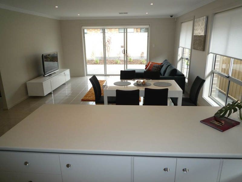 27 Light Avenue Munno Para West 5115
