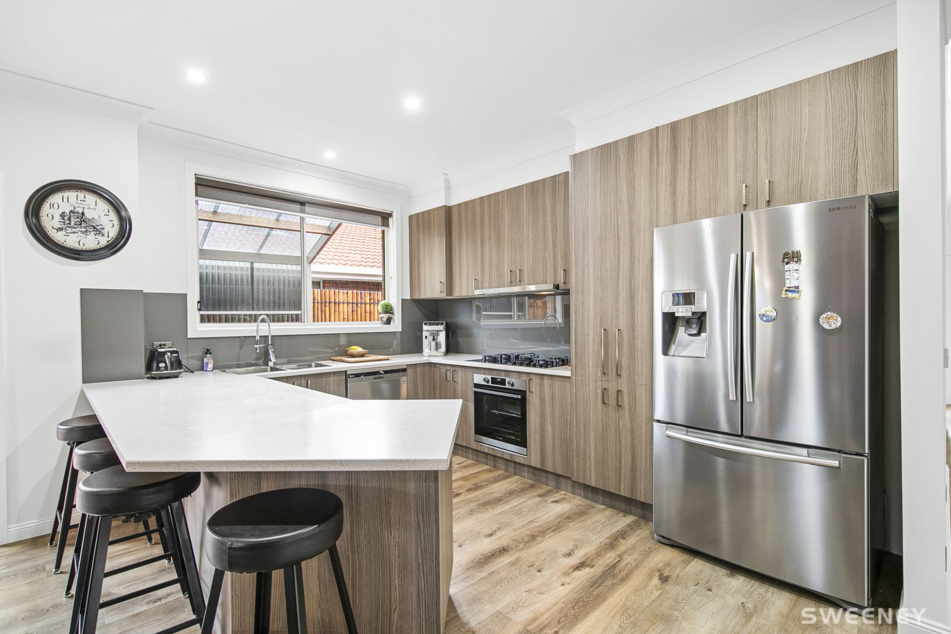 4 Irvine Court, Altona Meadows - Thumbnail 5