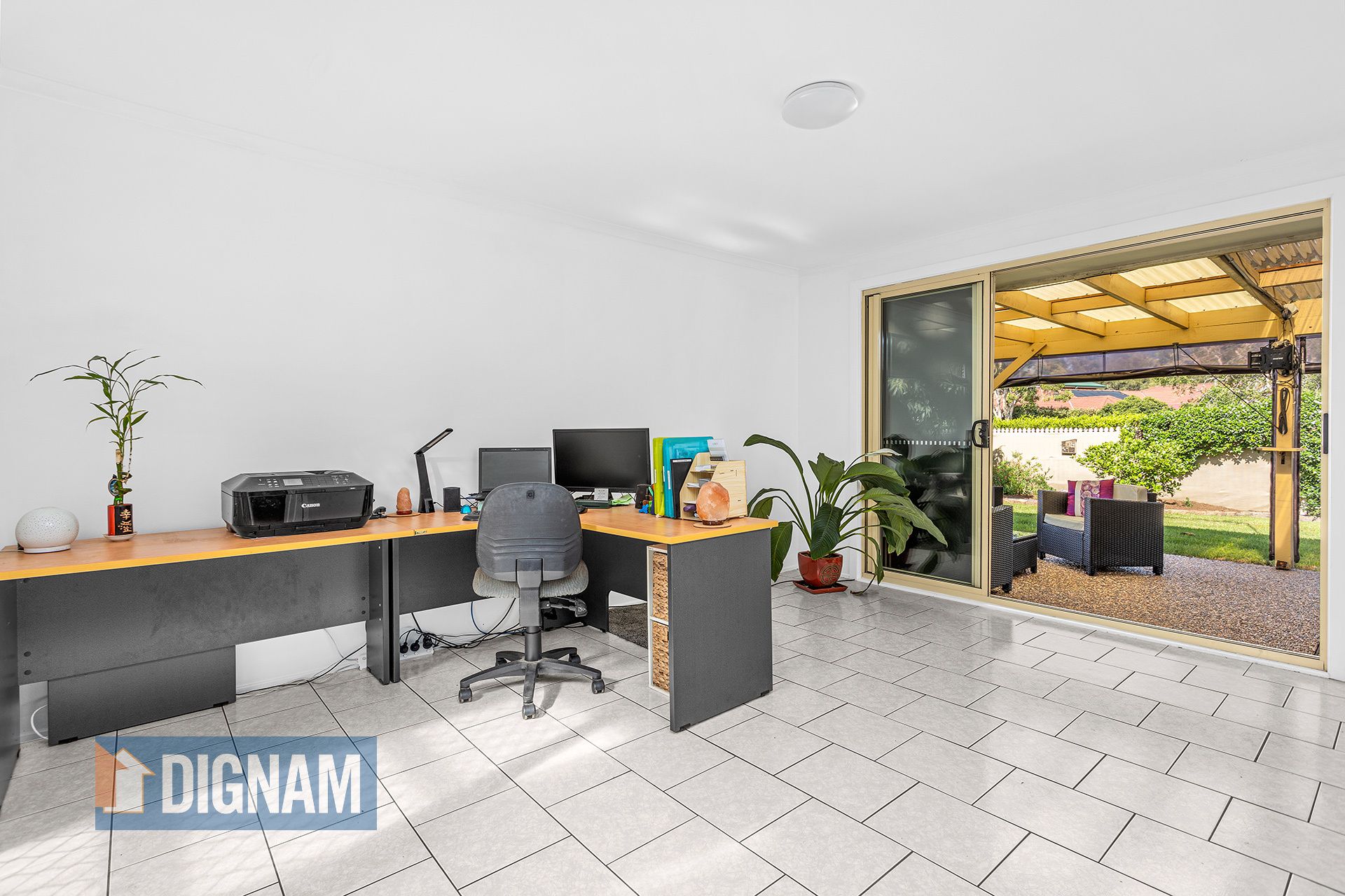 15 Pat Geraghty Place, Woonona NSW