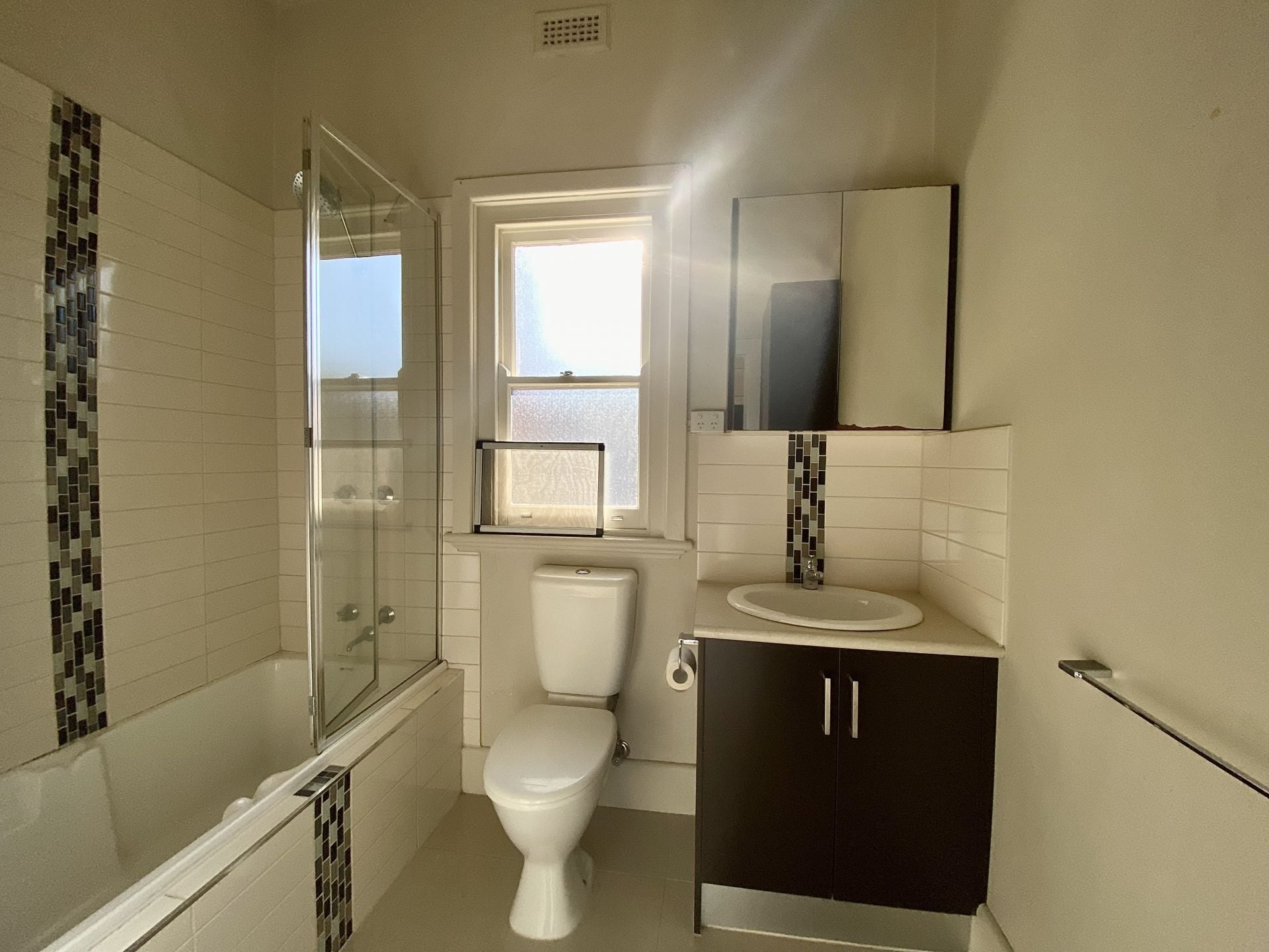 Spacious Two Bedroom On High Street!