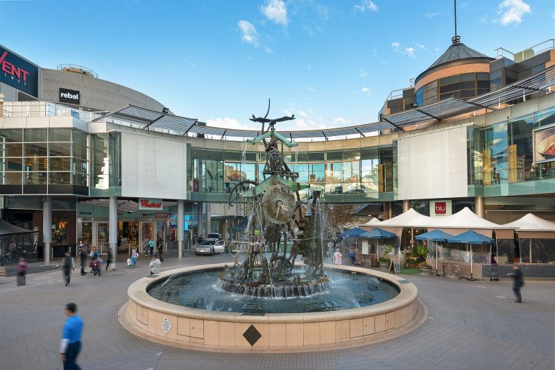 2 Sutherland Avenue, Wahroonga