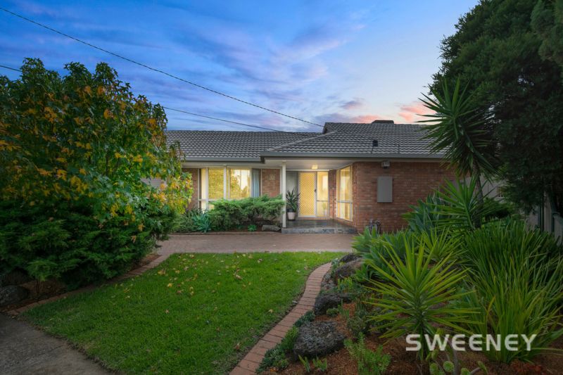 7 Munro Court, Altona Meadows - Thumbnail 2
