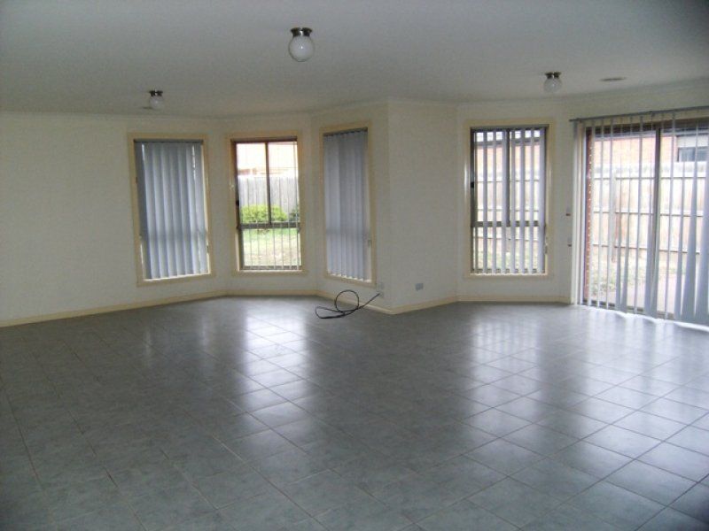 27 Jade Way, Hillside - Thumbnail 4