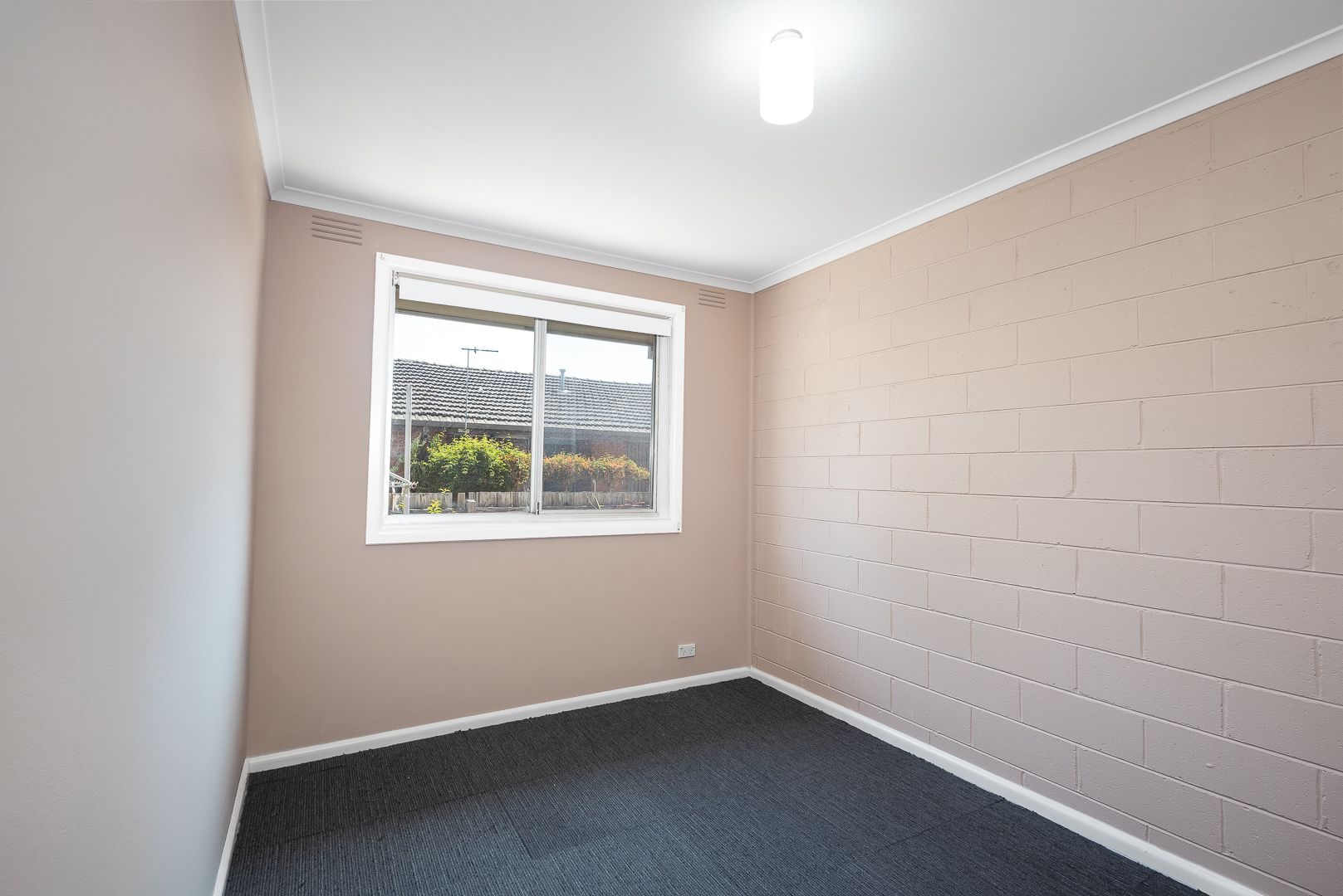 Recently Renovated 2-Bedroom Unit in Prime Location – Available for Rent