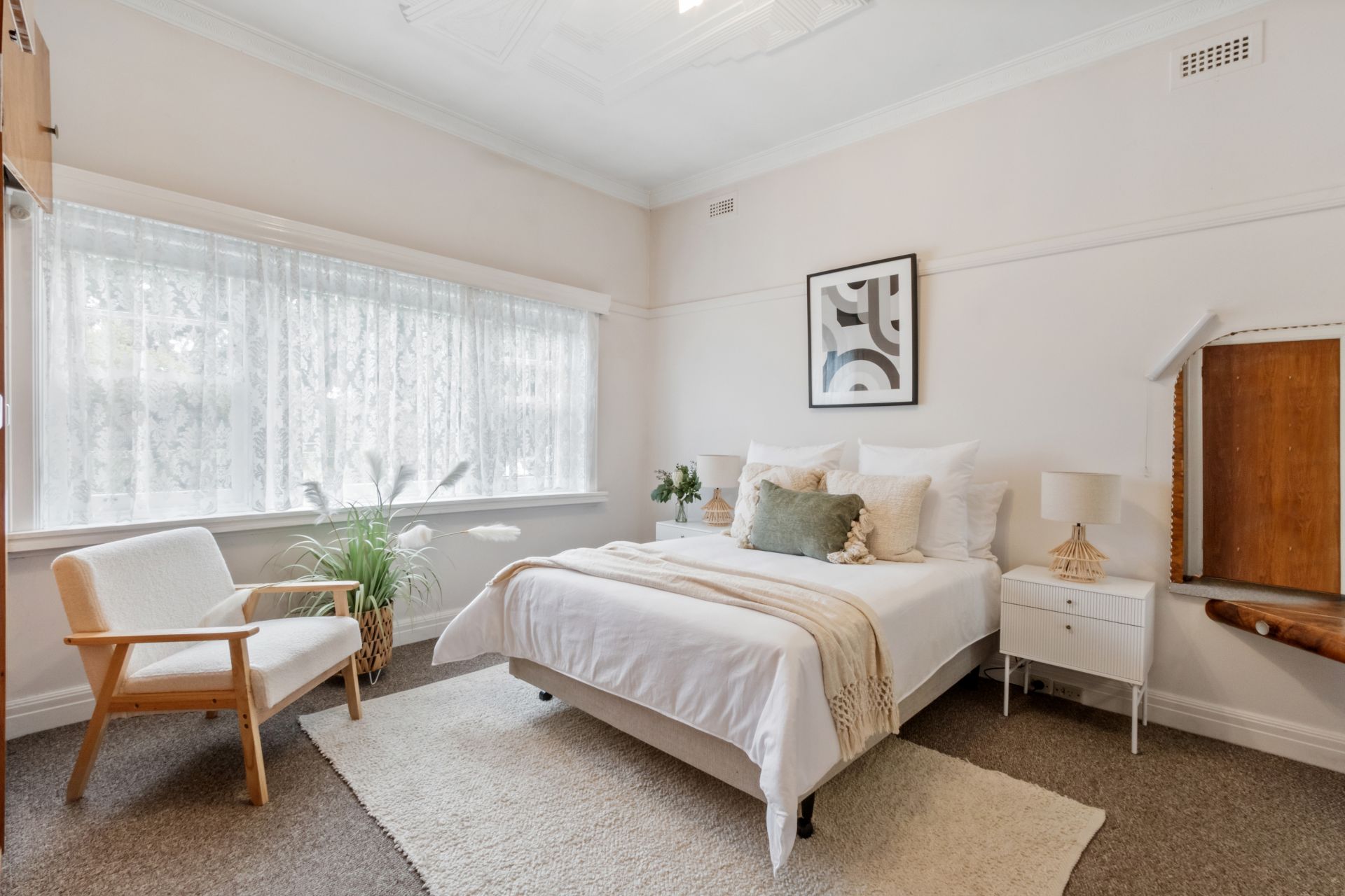1940's Homely Charm