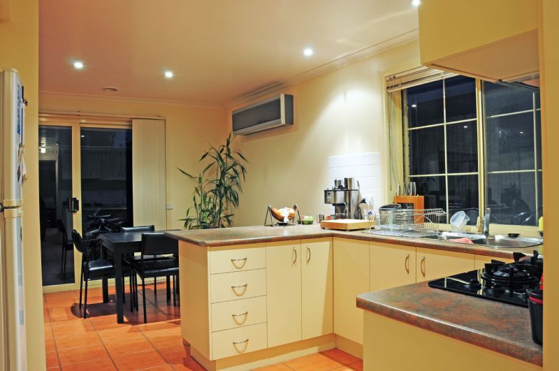 13 Bizana Street, West Footscray - Thumbnail 4