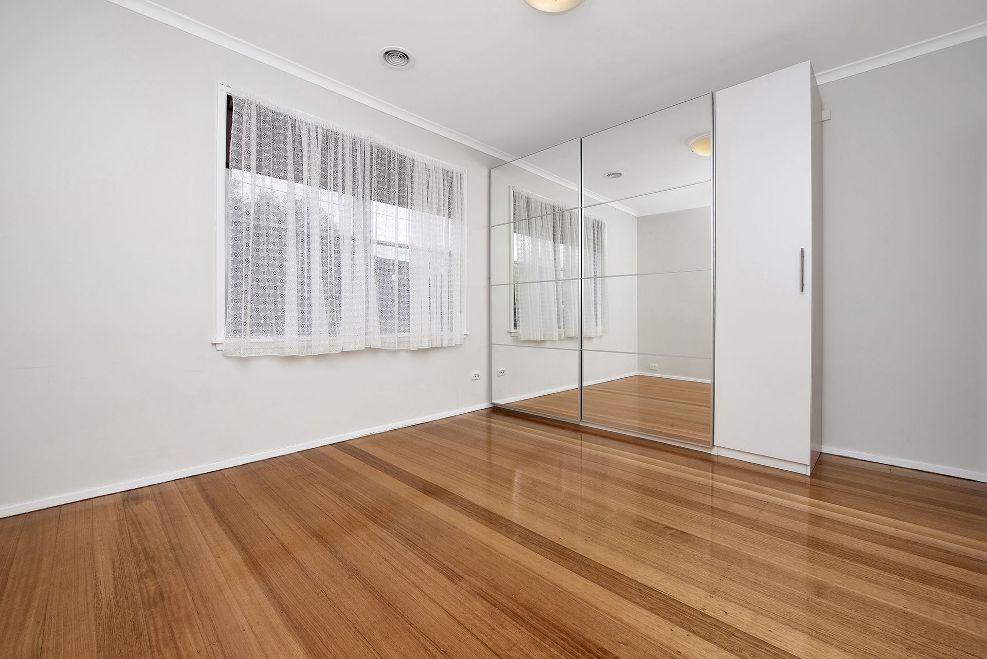 11 Bradley Street Newport VIC, Newport - Thumbnail 4