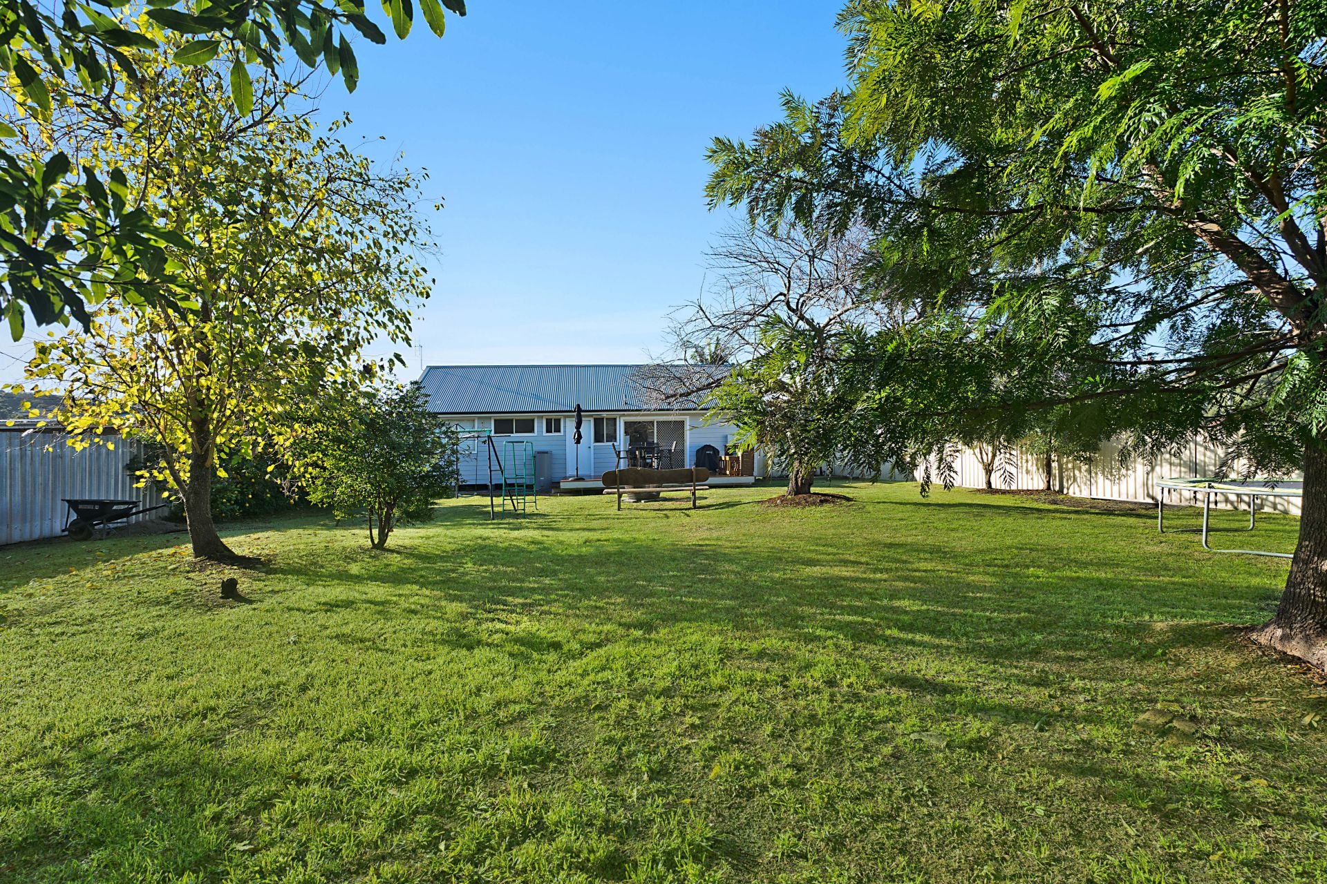 46 Appletree Road, Holmesville McKiernan Real Estate
