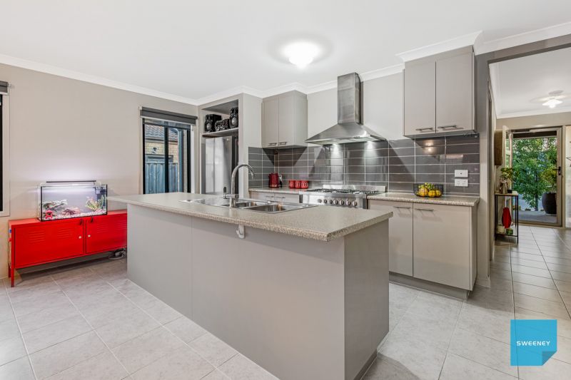 38 Sunningdale Drive, Hillside - Thumbnail 4