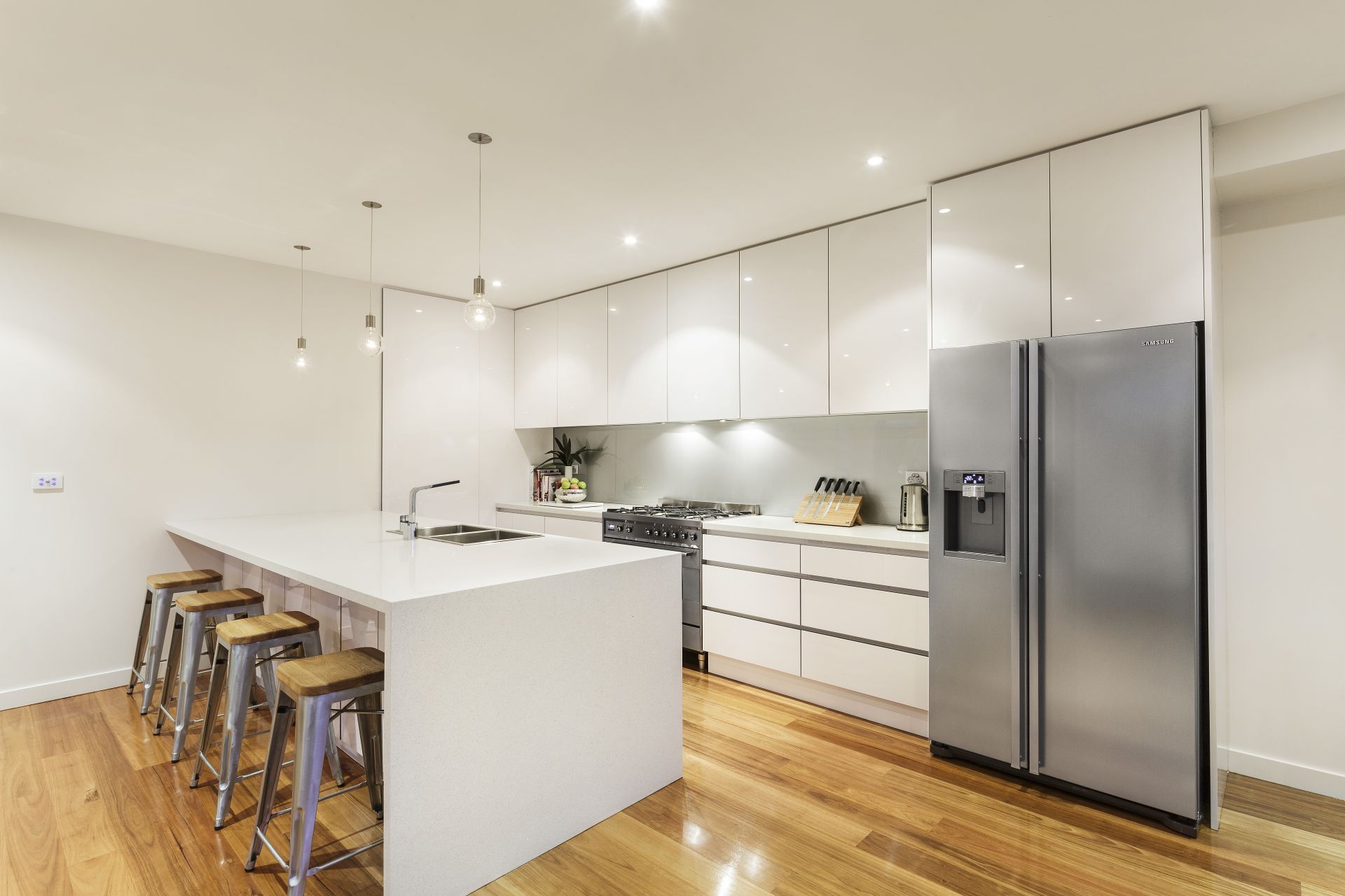 Sophisticated Jewel in Peaceful Pocket