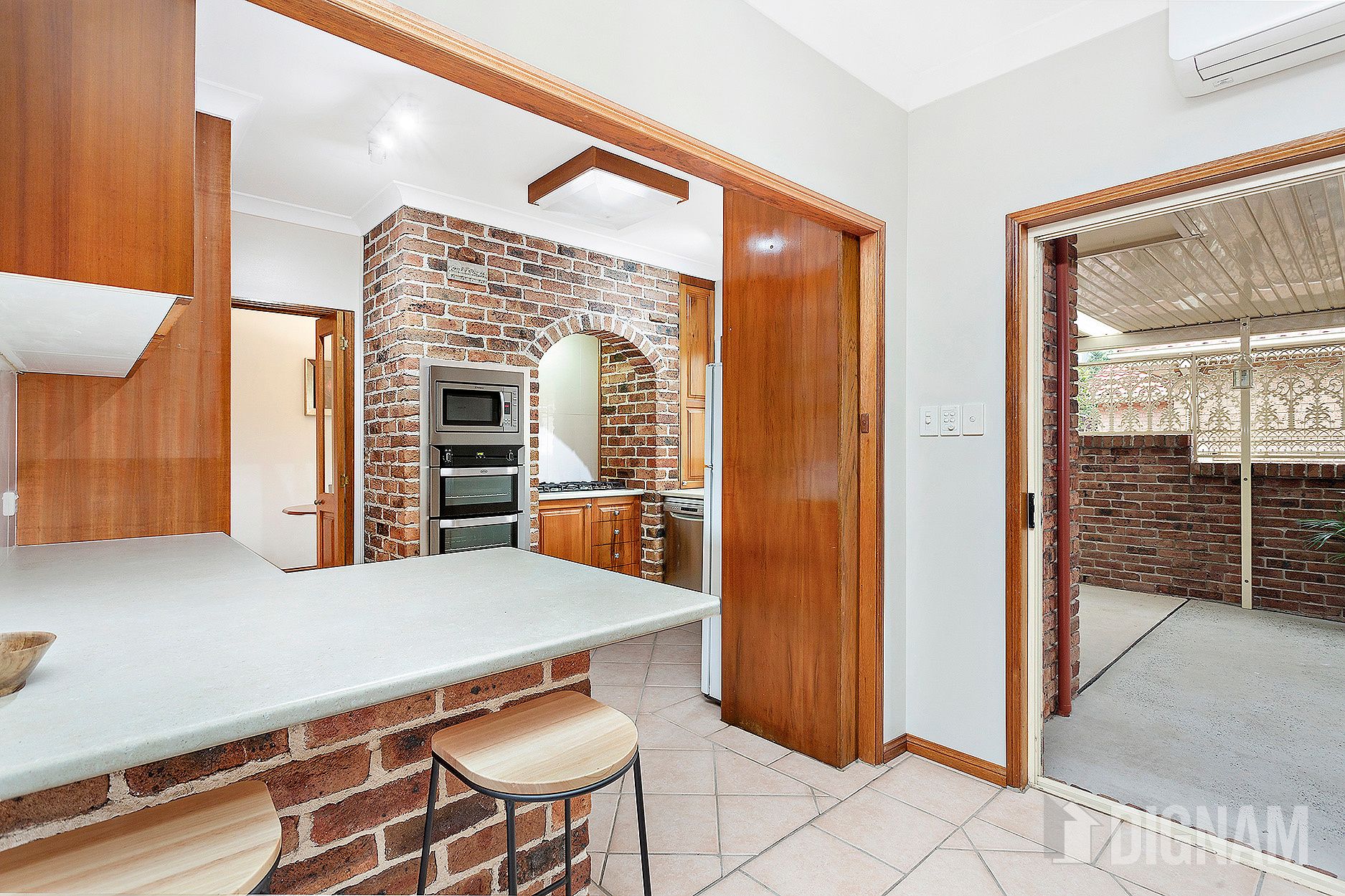 24 Halley Crescent, Woonona NSW