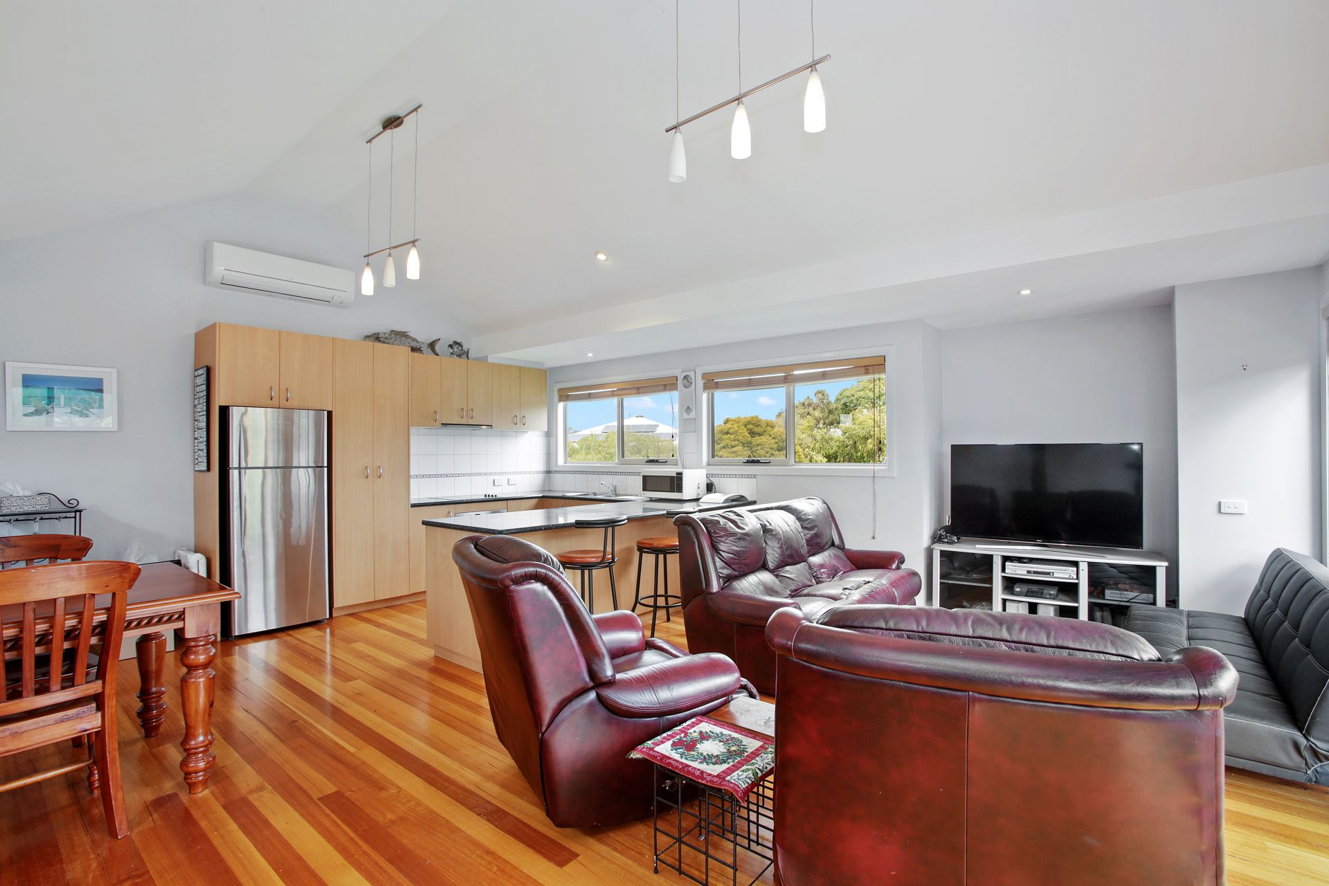 1/1 Felicity Court, Apollo Bay - Thumbnail 4