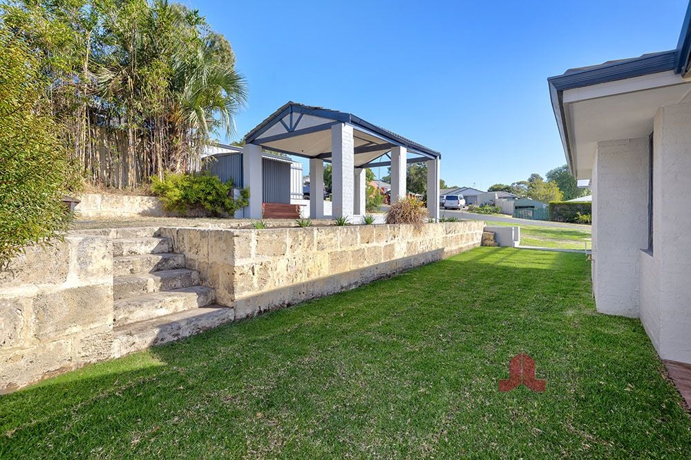 Real Estate For Sale 20 Driftwood Way Binningup , WA