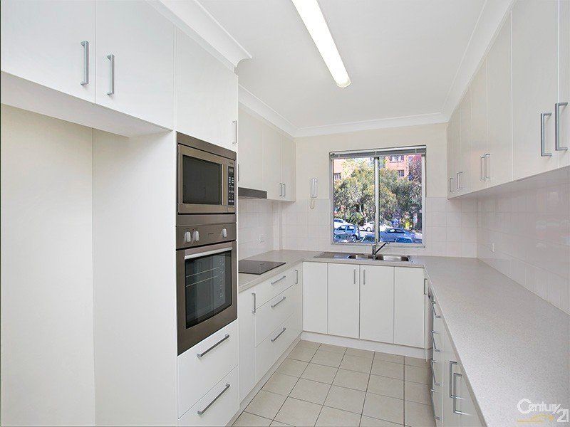 1/76-82 Glencoe Street, SUTHERLAND, Sutherland - Thumbnail 2