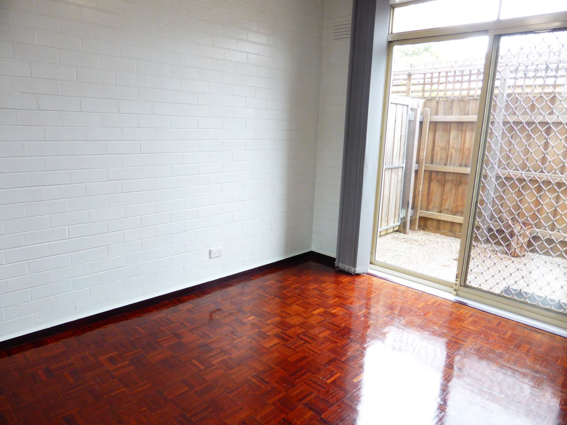 PRIVATE COURTYARD IN EXCEPTIONAL LOCATION
