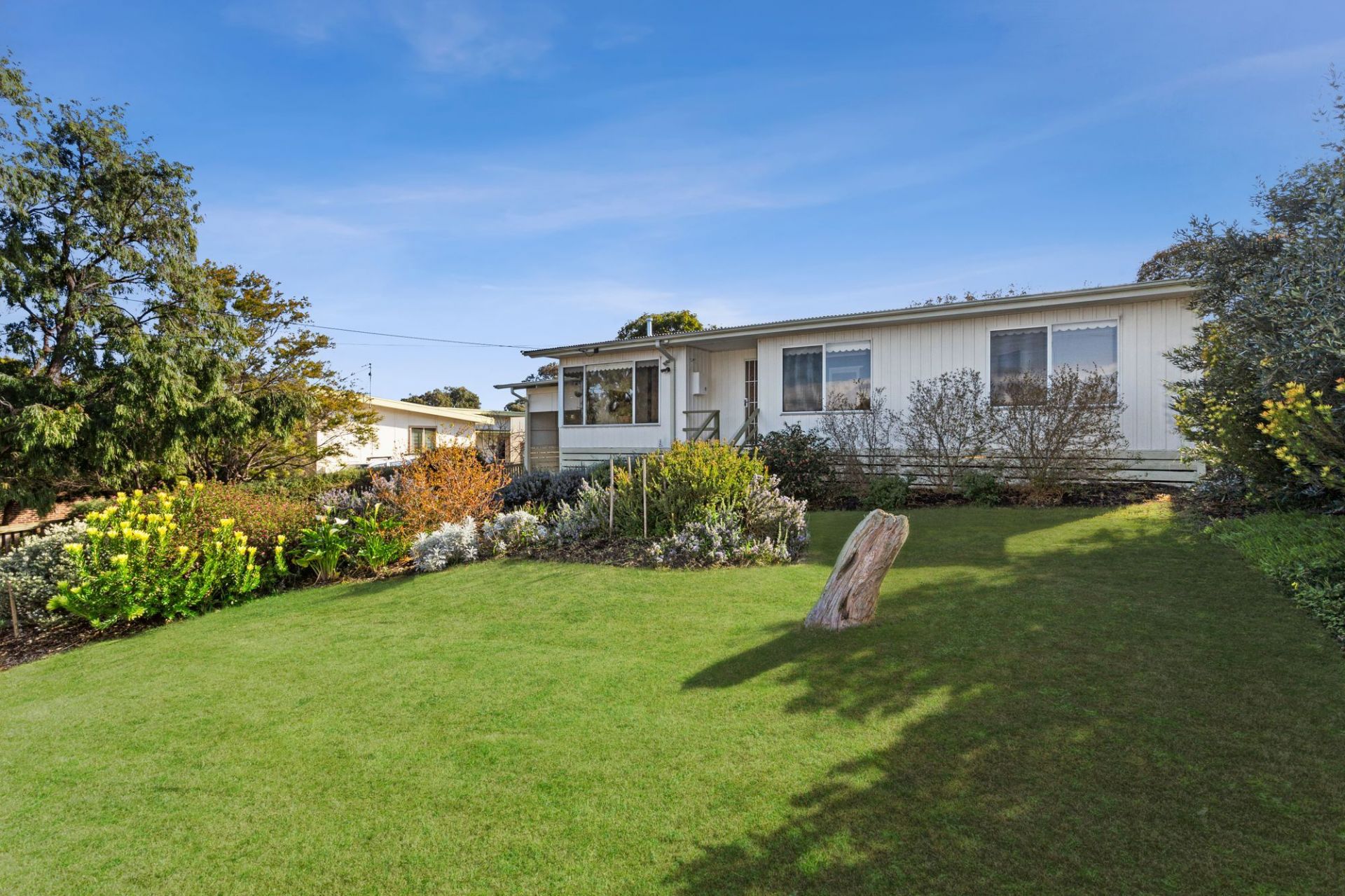 21 Madeley Street Ocean Grove VIC, Ocean Grove - Thumbnail 3
