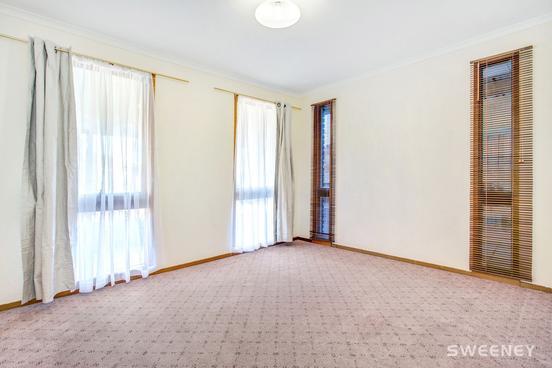12 Taegtow Way, Altona Meadows - Thumbnail 7
