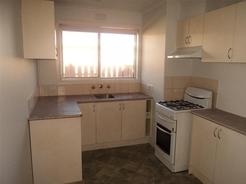 2/26 George Street, Reservoir
