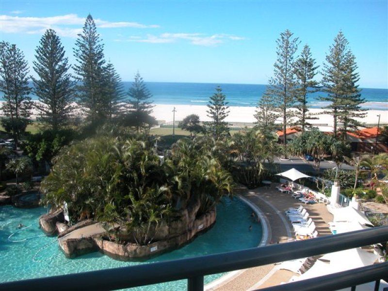 445 92-102 Marine Parade COOLANGATTA QLD, Coolangatta - Thumbnail 3