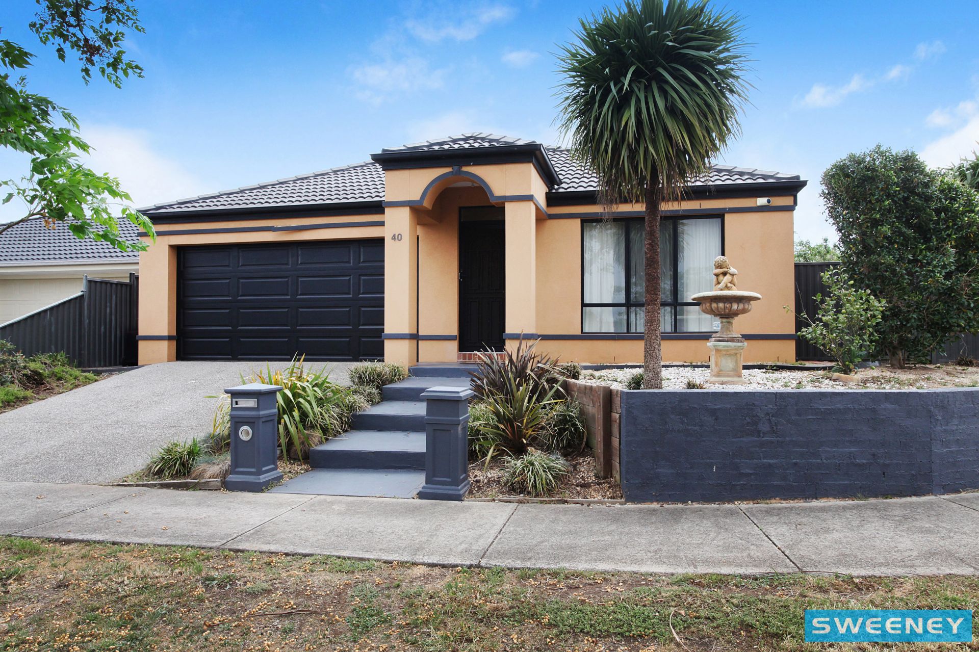 40 Klippel Way, Caroline Springs - Thumbnail 2