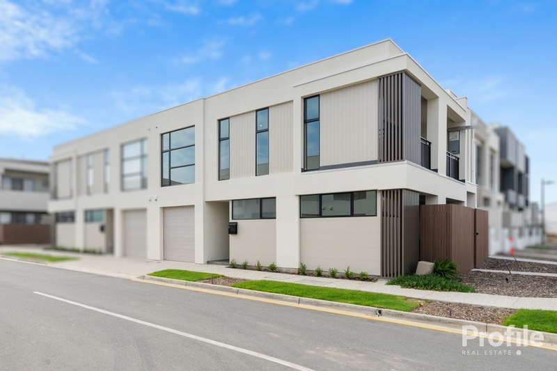 7 Neighbour Road West Lakes 5021