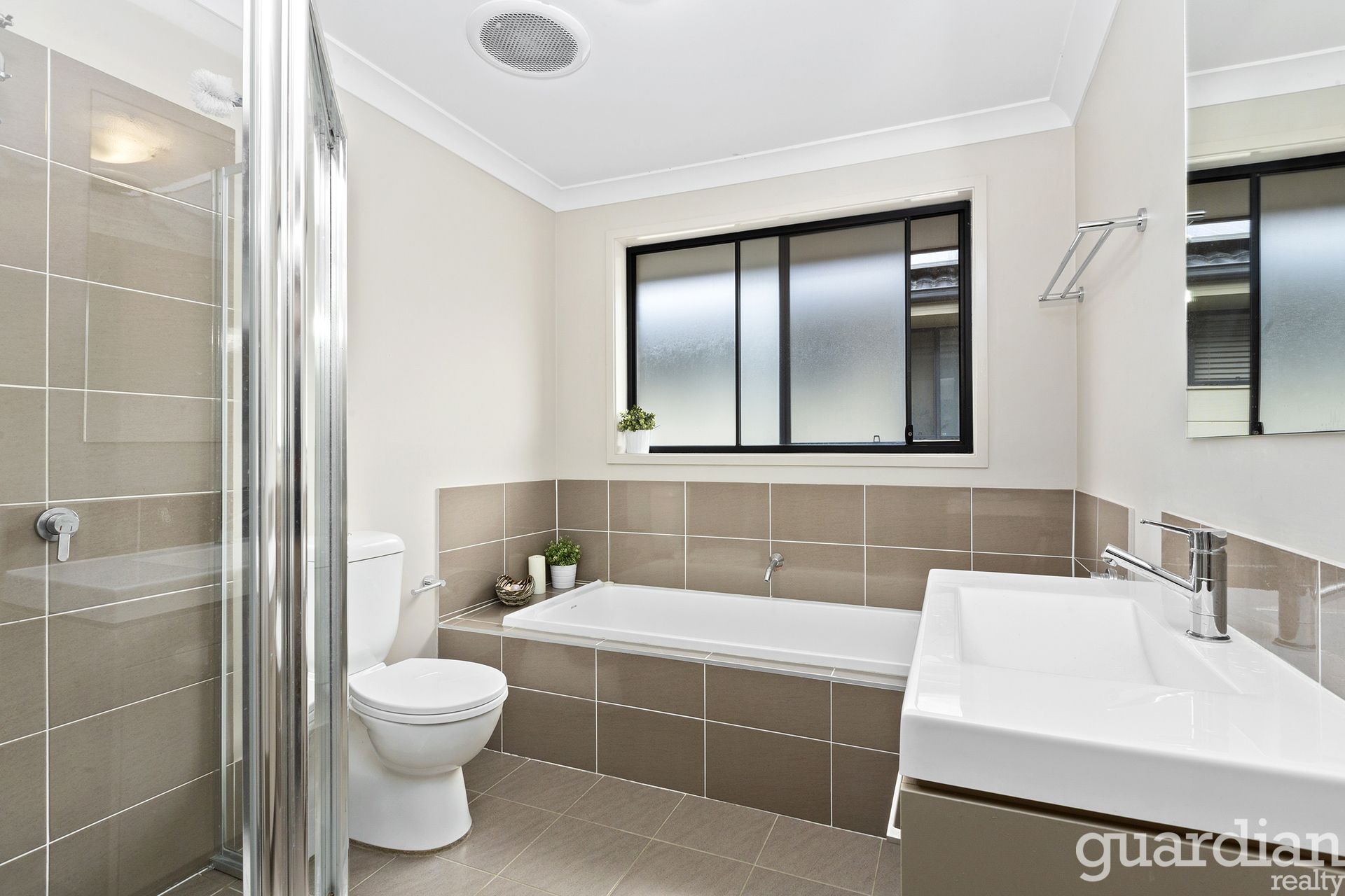 22 Annaluke Street Riverstone NSW, Riverstone - Thumbnail 8