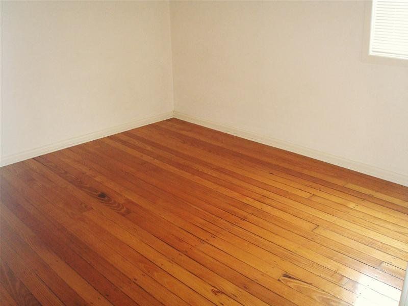 Spacious 3 Bedroom Apartment with Large Balcony!
