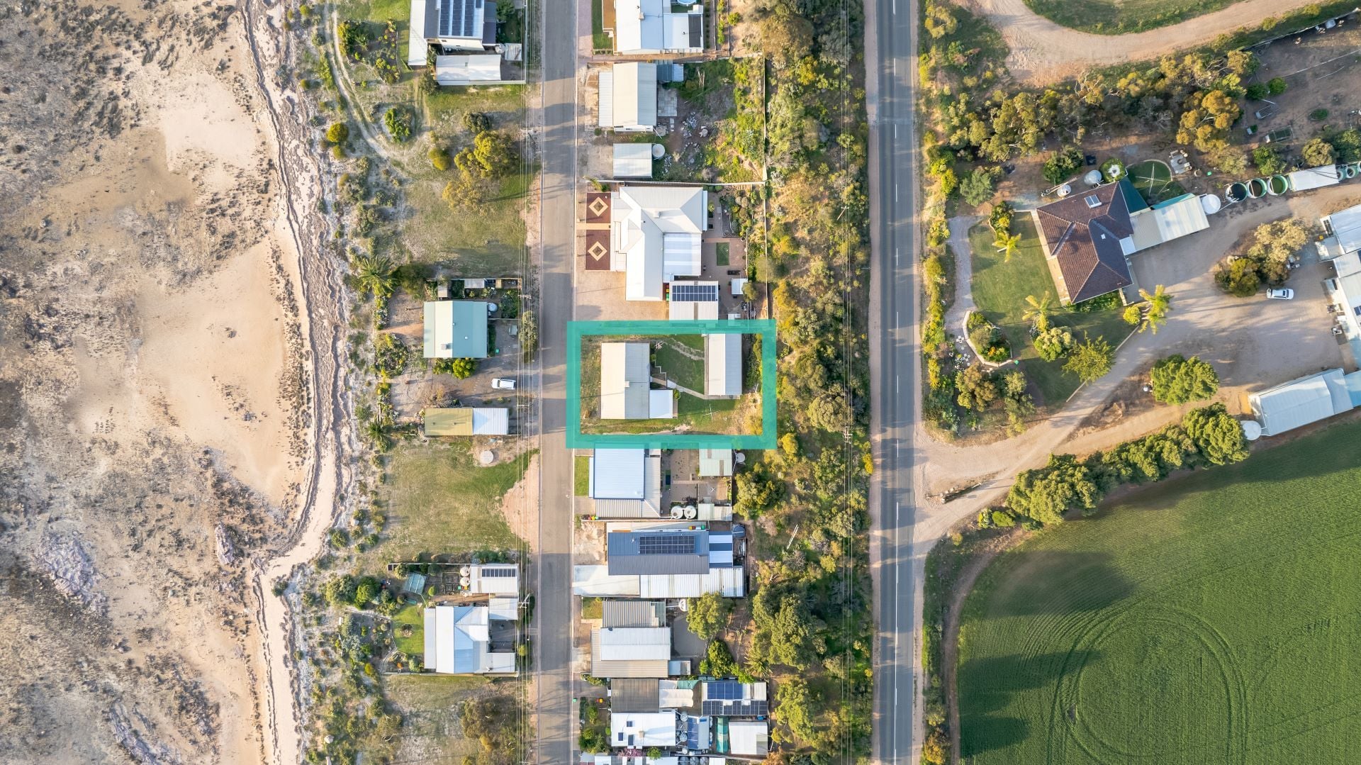 24 Kerley Street Port Broughton SA, Port Broughton - Thumbnail 2