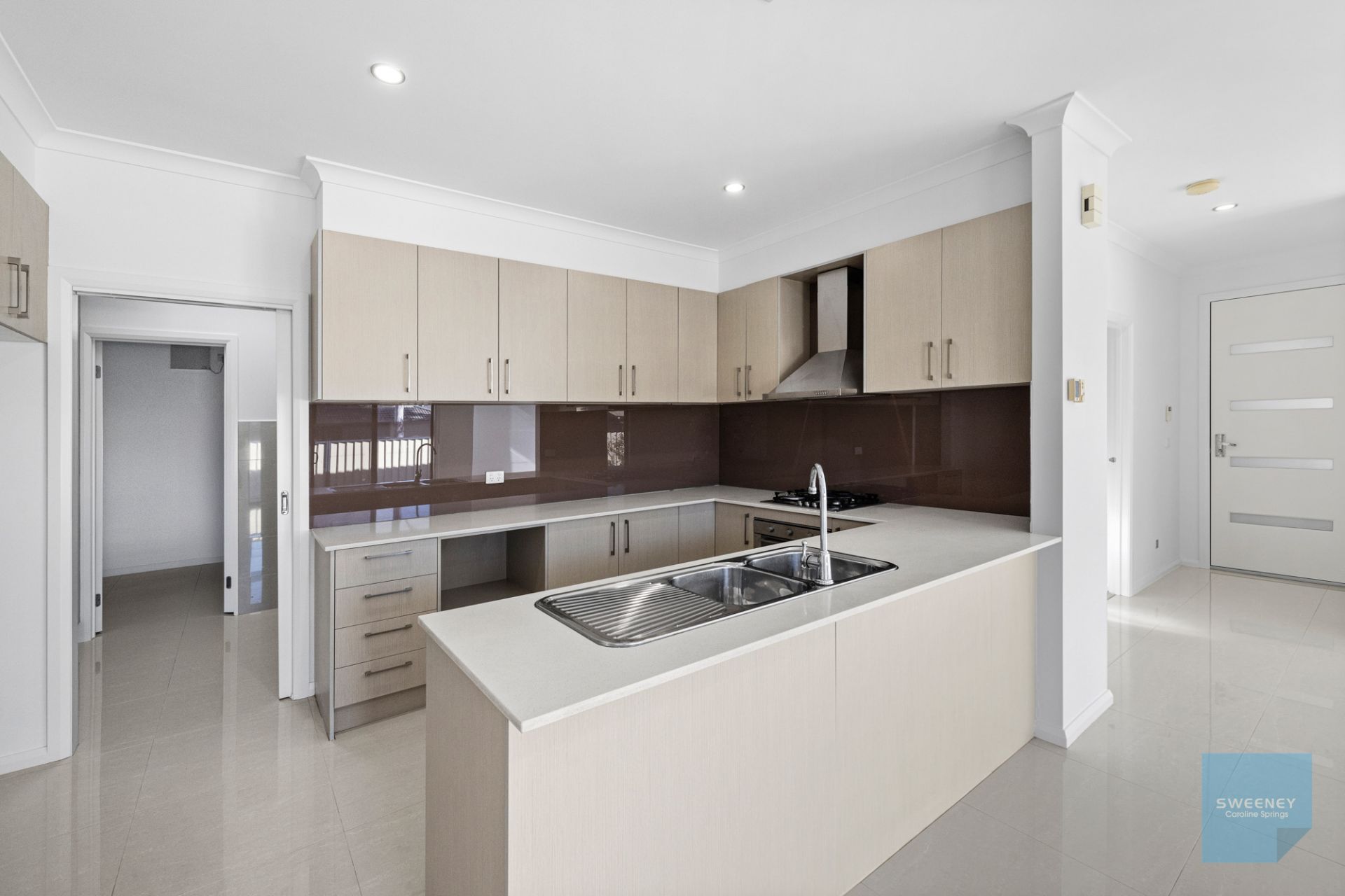 10 Ken James Place, Burnside Heights - Thumbnail 3