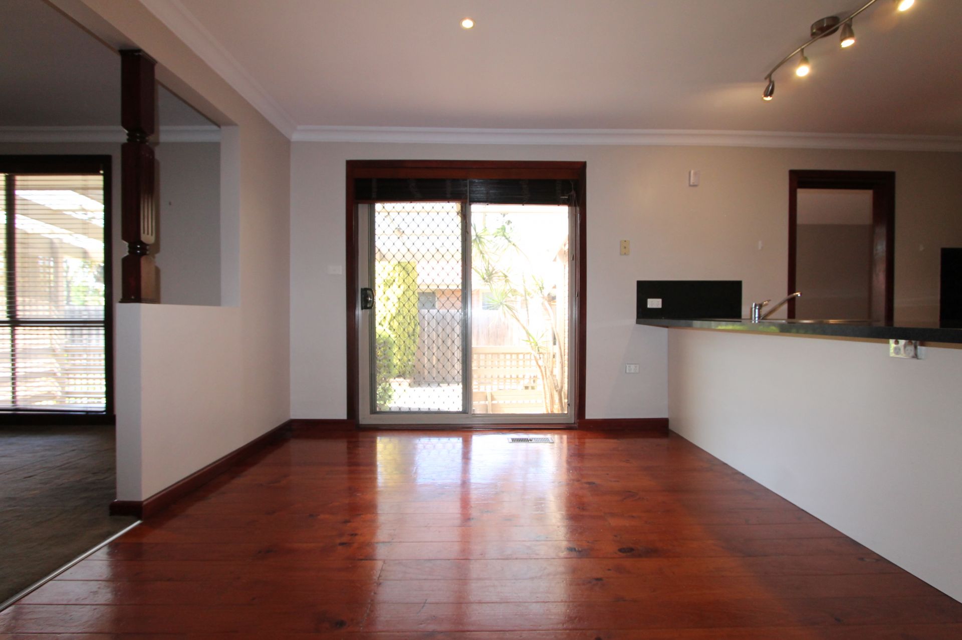 WARM & INVITING FAMILY HOME !!!
