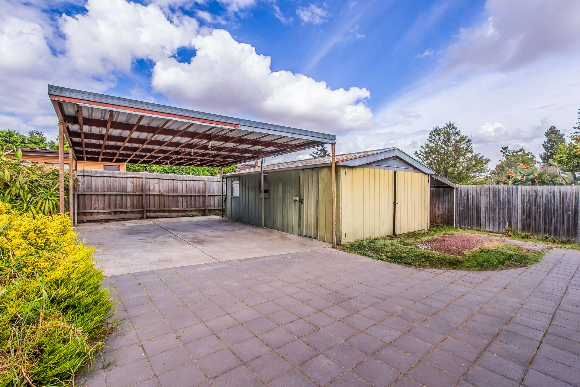Spacious, Neat & Well Located!