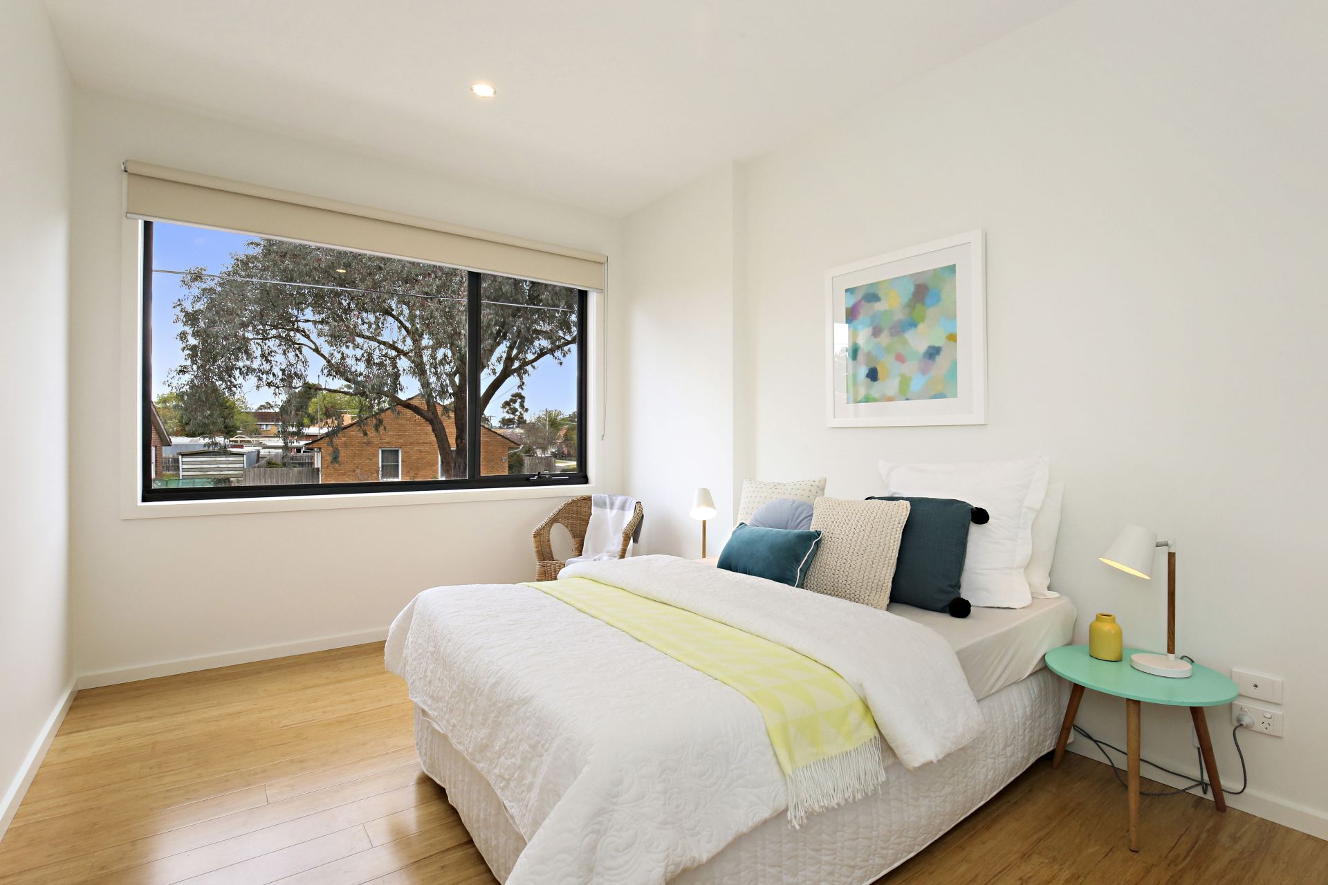 THREE-BEDROOM MODERN LIVING