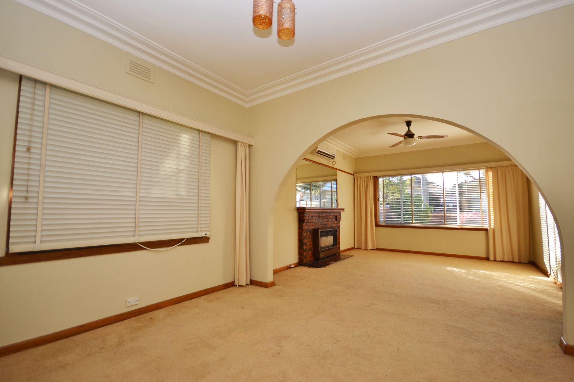 READY TO MOVE INTO NOW. GREAT VALUE AND WILL NOT LAST LONG AT THIS LOW PRICE
