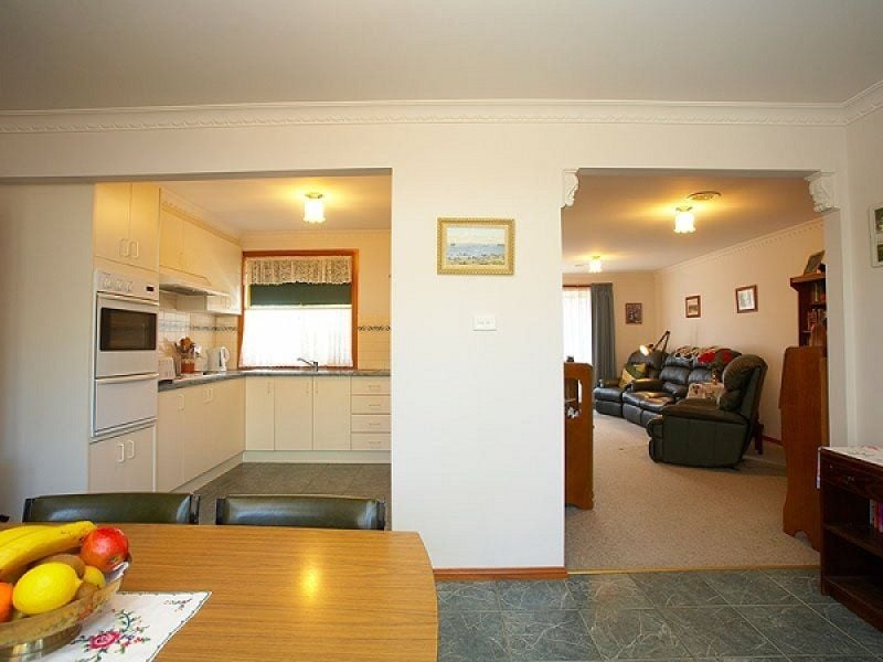 3/12 Rose Street, Altona - Thumbnail 5