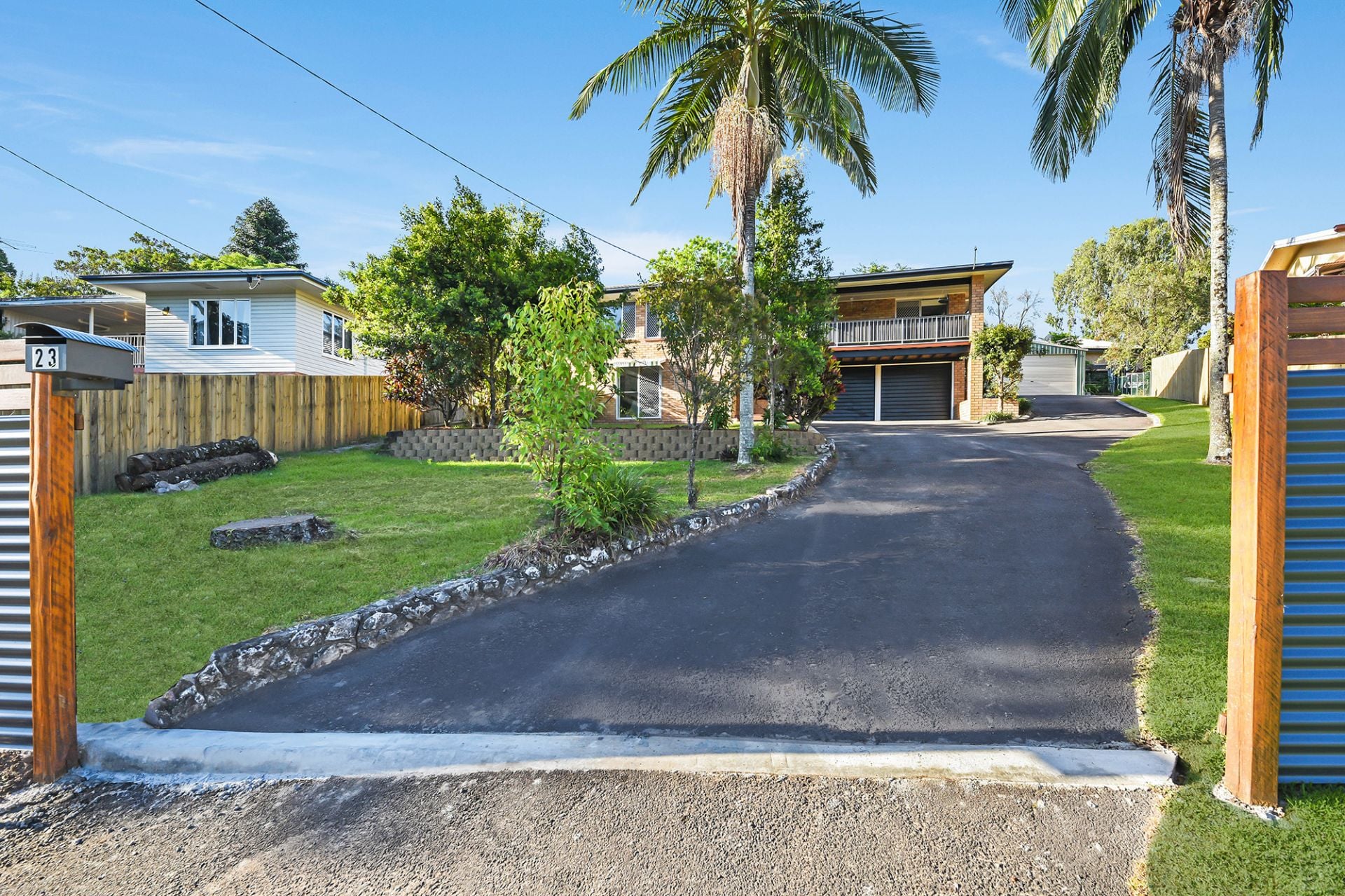 23 Oxleigh Crescent Nambour QLD, Nambour - Thumbnail 2
