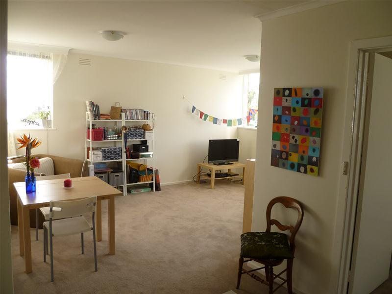In a Quiet Pocket and minutes walk from Miller Street!