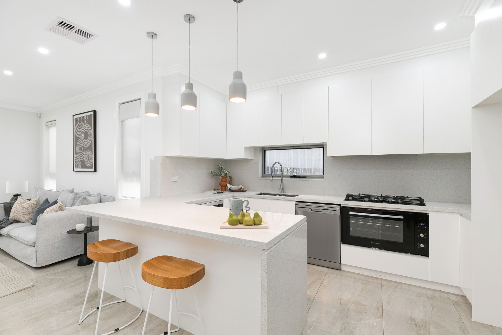 5A Partridge Avenue, Miranda - Thumbnail 2