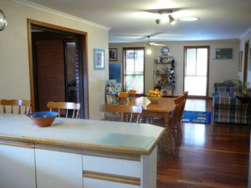 34 Philip Street, Altona Meadows - Thumbnail 5
