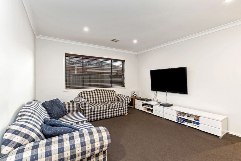 9 Nigella Drive, Point Cook - Thumbnail 5