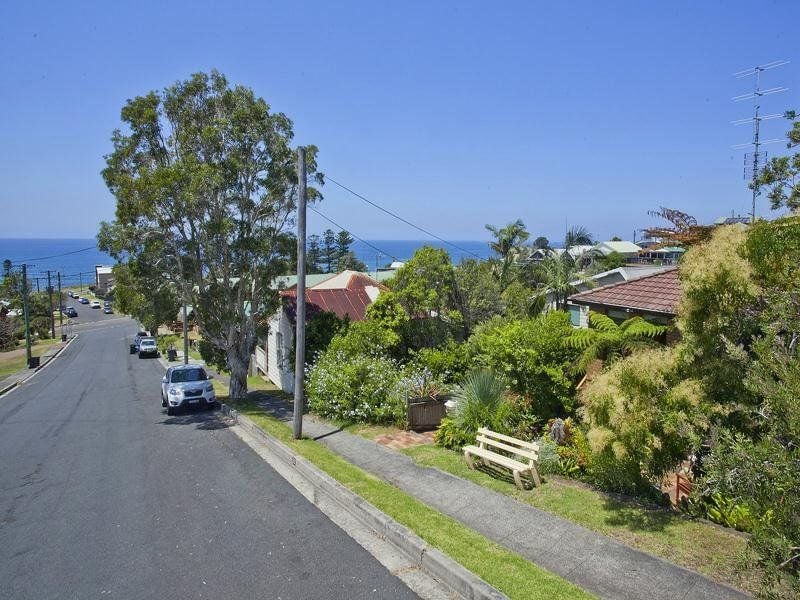 22 Cater Street, Coledale NSW