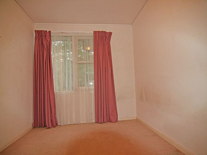6 Olympus Way, Lyons - Thumbnail 7