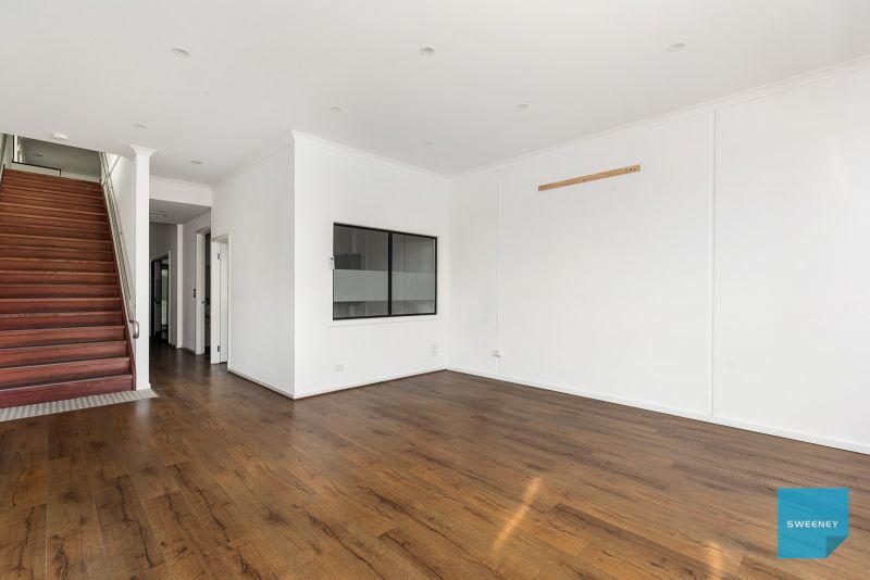 6/15 Eucumbene Drive, Ravenhall - Thumbnail 4