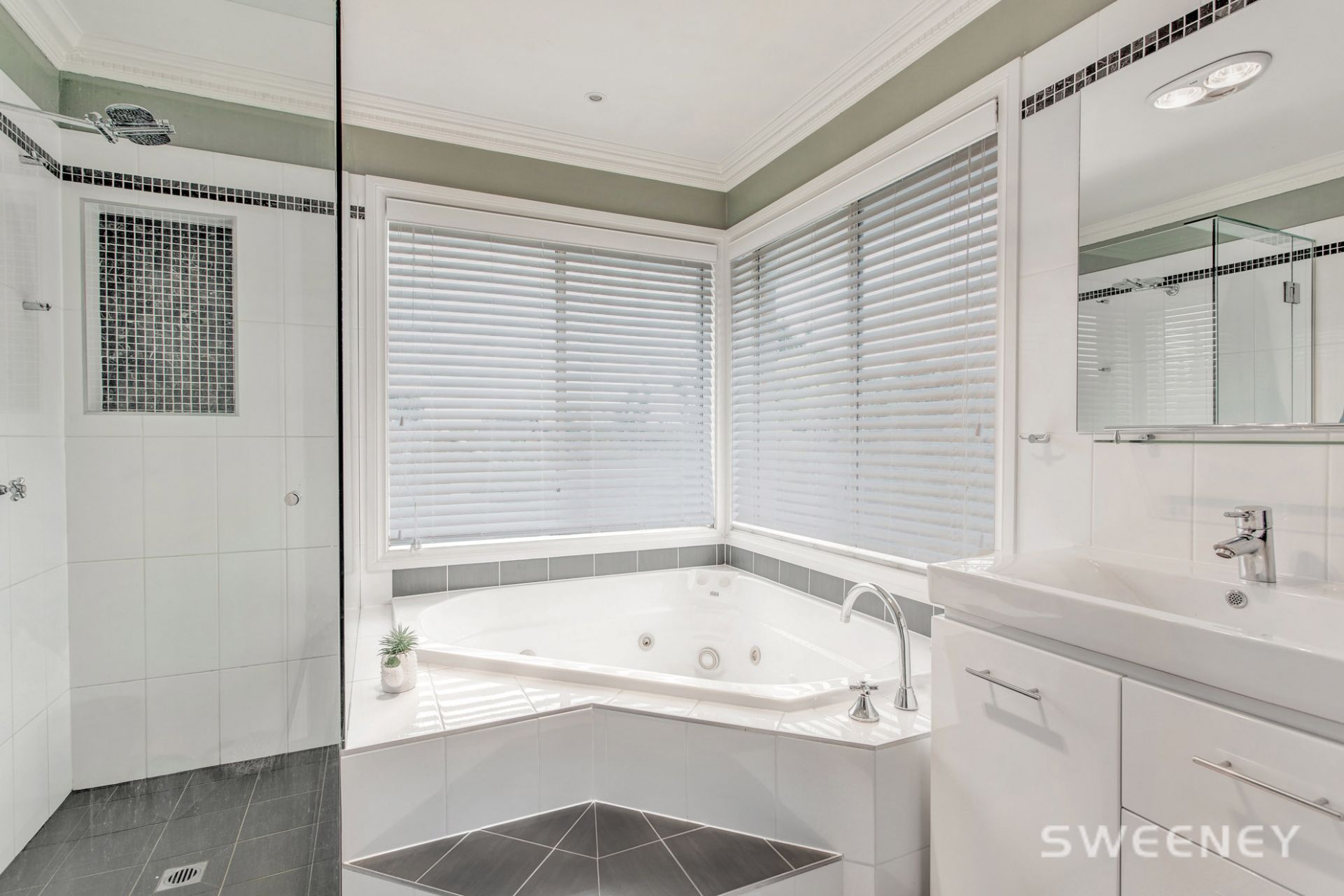 2 Irrewarra Court, Seabrook - Thumbnail 8