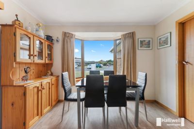 4
 
 
 
  
 
 
 1
 
 
 
  
 
 
 2
 
 
 
 
 
 
 
 41 Ocean Drive, Ulverstone TAS 7315, Ulverstone - Thumbnail 5